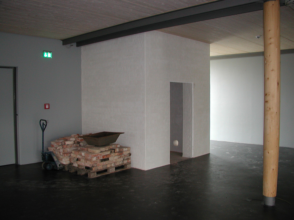 The walls of the boiler room are finished!