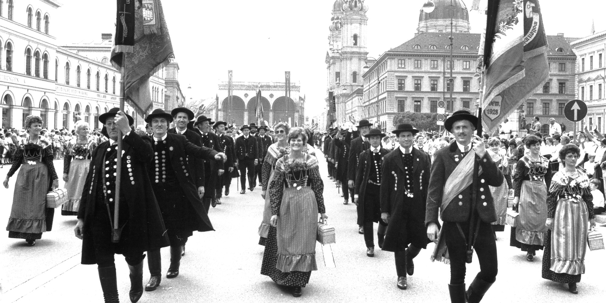 Trachtenumzug in München anläßlich des Oktoberfestes